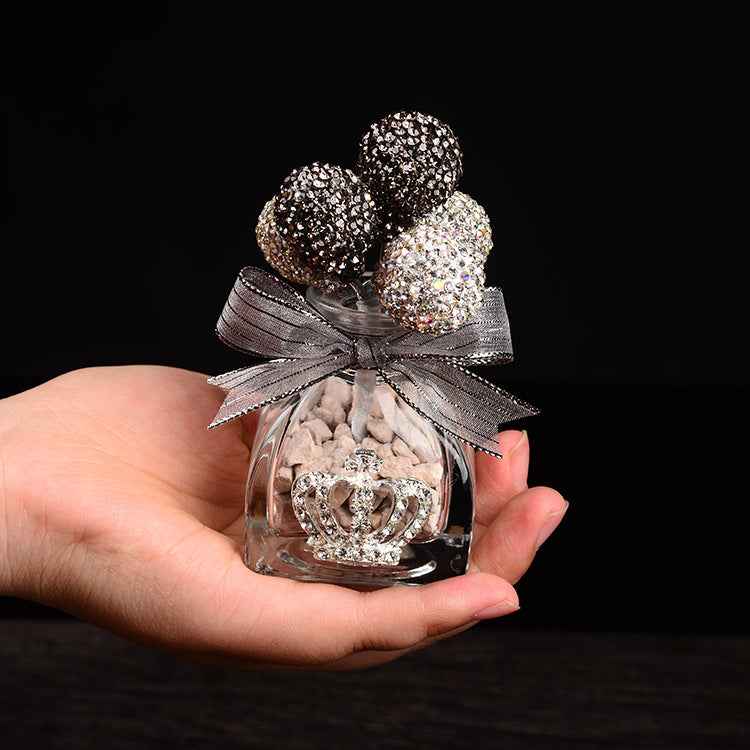 F09 | The Diamond Peak Car Fragrance Crown F09