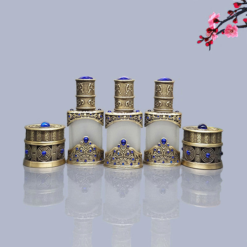 F09 | Artisan Roller — 30ml Embroidered Roller Ball Perfume Bottle F09